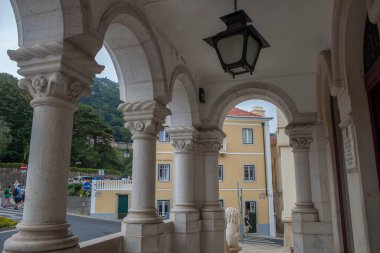 Sintra, Portekiz belediye binası. Büyük Lizbon Bölgesi 'nin başlıca turizm beldesi
