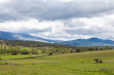 Bonilla de la Sierra yakınlarındaki Corneja Vadisi, Avila, Kastilya ve Leon, İspanya