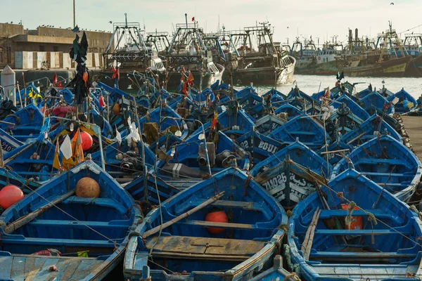 Марокко Сувейра Типичные Синие Рыбацкие Лодки Пришвартованные Порту — стоковое фото