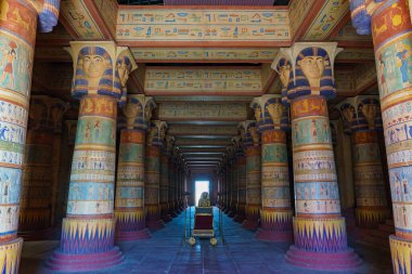 Fas 'ta. Ouazazate. Atlas Film Stüdyoları dünyanın en büyük film stüdyosudur. Mısır tarzı pavyon