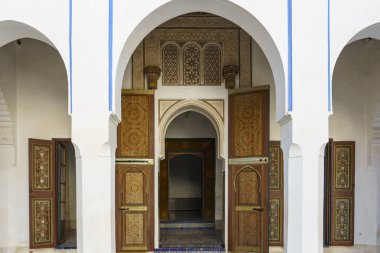 Kuzey Afrika. Fas 'ta. Marakeş. Bahia Sarayı 'nın giriş kapısı.