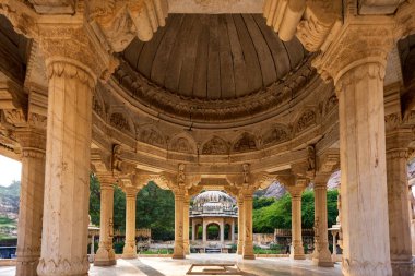 Hindistan. Rajasthan. Jaipur. Gatore Ki Chhatriyan. Maharaja Sawai Mansingh II ve ailesine adanmış muhteşem mermer anıt. Maharaja Cenotaph