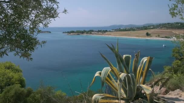 Paesaggio Paesaggistico Mediterraneo Con Mare Blu Calmo Cielo Azzurro Chiaro — Video Stock