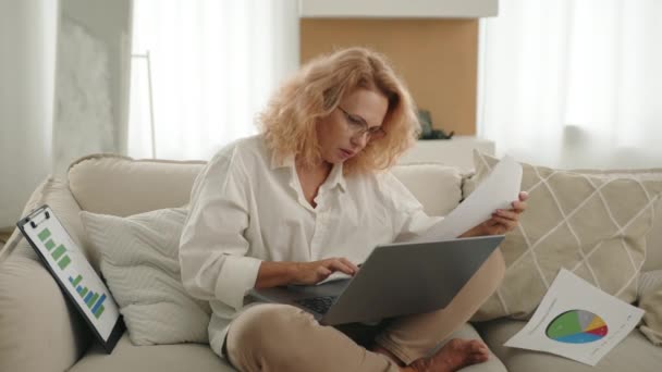 Pretty Businesswoman Glasses Working Home Sitting Cozy Room Yoga Pose — Vídeos de Stock