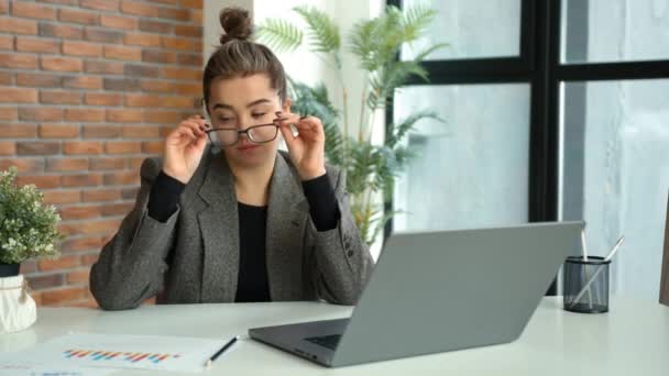 Businesswoman Gray Blazer Glasses Office She Feels Tired Work Takes — Stock Video