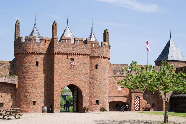 Entrée Château Médiéval Doornenburg Doornenburg Aux Pays Bas Avec Ciel — Photo