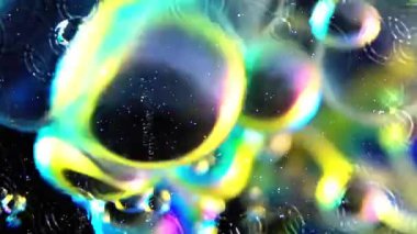 3B Renkli Kabarcıklar Canlandırması