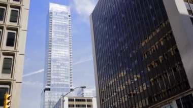 2016 yazında trafik nedeniyle Toronto caddeleri kapalı