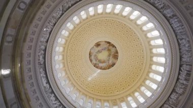  Opera binasının iç manzarası, güzel bir hücre.