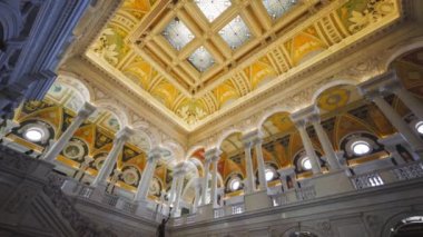  Opera binasının iç manzarası, güzel bir hücre.