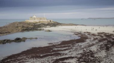 Fransa 'daki st-malo manzarası, kışın Brittany