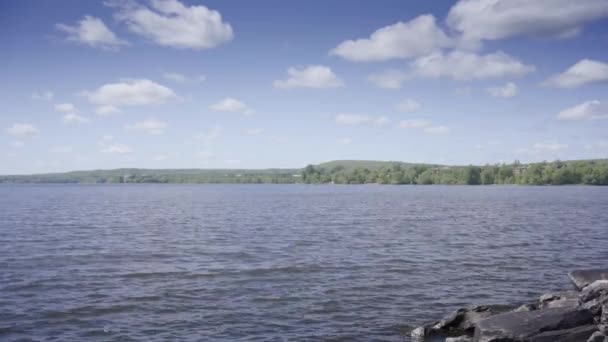 Ontario Campo Lago Soleado Verano — Vídeo de stock