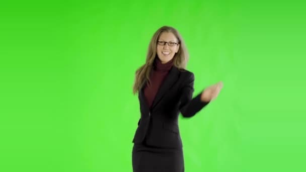 Fiatal Gyönyörű Üzletasszony Táncol Zöld Vásznon — Stock videók