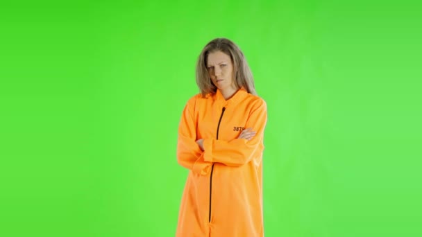 Young Angry Woman Prisoner Green Screen Background — Stock Video