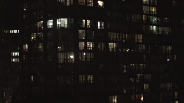 照明的现代高层建筑 — 图库视频影像