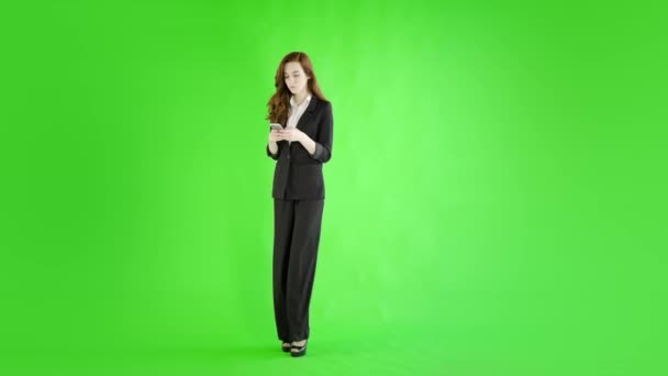 Kaukázusi Üzletasszony Ellen Stúdió Zöld Képernyő — Stock videók