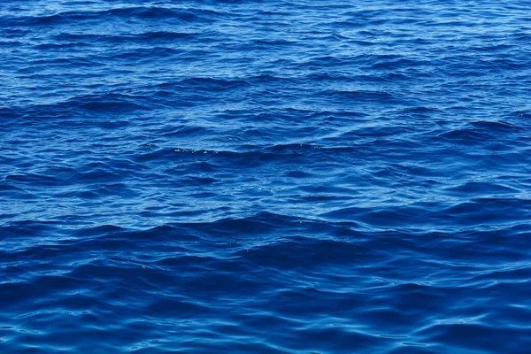 Visão Abstrata Cor Azul Matizado Ondulado Superfície Mar Áspero — Fotografia de Stock