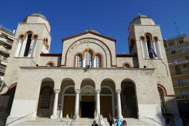 Selanik, Yunanistan, 12 Ekim 2024. Yunanistan 'ın Selanik kentindeki inanılmaz merkezi kiliseye giriş.