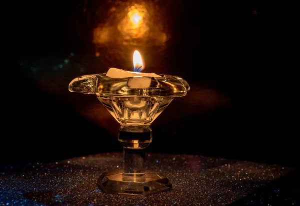 배경을 촛불을 살아가는 — 스톡 사진