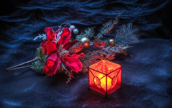 Lichtzeichnung Eines Festlichen Stilllebens Mit Einer Kerze Als Hintergrund — Stockfoto