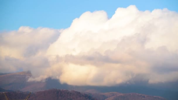 Lapso Tempo Movimento Nuvens Neve Sobre Montanhas — Vídeo de Stock