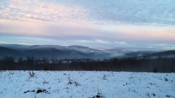 Time Lapse Winter Foggy Evening Mountains — Stock video