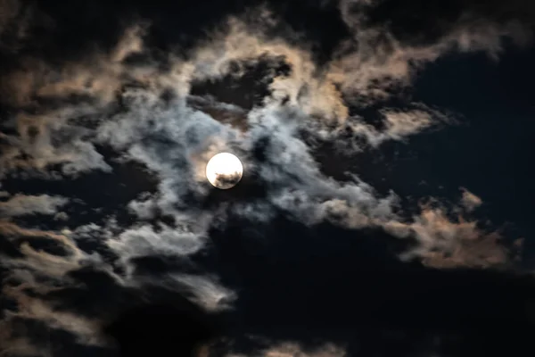 Wolkenbeweging Bij Volle Maan — Stockfoto