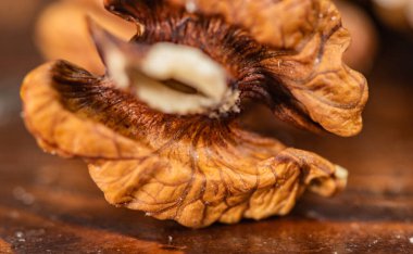 Cevizin yakın plan çekimi.