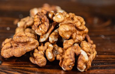 Cevizin yakın plan çekimi.