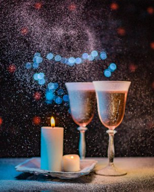 Şenlik arka planı için sanat eseri olan gözlük.