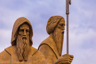 Svalyava, Transcarpathia, Ukrayna - 3 Mart 2024 - Havarilere Eşit Aziz Anıtı Cyril ve Methodius