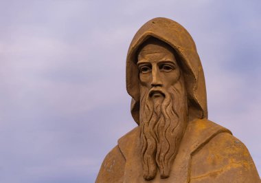 Svalyava, Transcarpathia, Ukrayna - 3 Mart 2024 - Havarilere Eşit Aziz Anıtı Cyril ve Methodius
