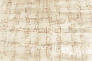 Arka planda çift pozlama olan bir Bach parçasının müzik gösterimi