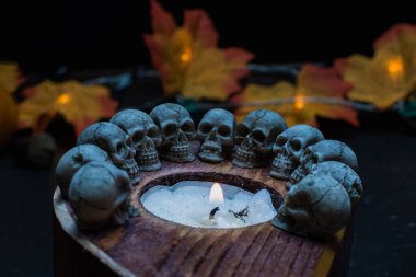 Cadılar Bayramı için tatil kartı geçmişi