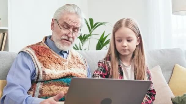 Grey Haired Aged Man Surfing Internet Curious Granddaughter Order Find — Stock Video