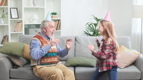 Joyful Grandpa Happy Granddaughter Fooling Preparing Celebrate Special Day Birthday — Stock Video