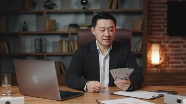 Portrait Happy Satisfied Asian Businessman Holding Bunch Dollar Banknotes Looking — 图库视频影像