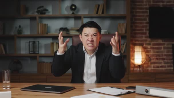 Formally Dressed Asian Businessman Being Irritated Because Failing Valuable Business — Stok video