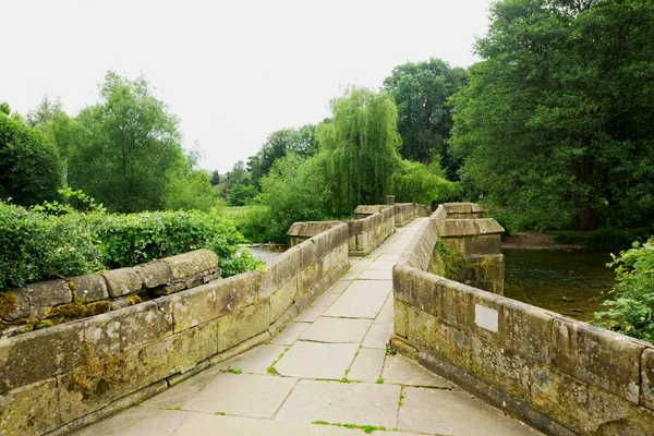 Bakewell Dans Derbyshire Plusieurs Ponts Historiques Très Attrayants Bien Entretenus — Photo