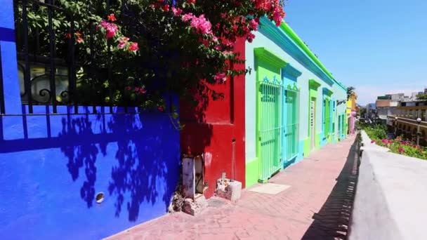 Mexico Mazatlan Colorful Old City Streets Historic City Center Malecon — Vídeo de Stock