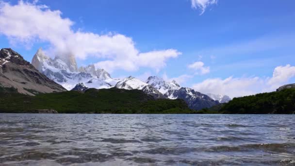 Scenic Landscapes Mount Cerro Fitz Roy Patagonia Chalten Calafate Lake — Vídeo de stock