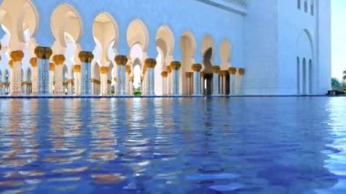 Abu Dabi Büyük Camii, İkonik Simge ve BAE Mimari Mucizesi.