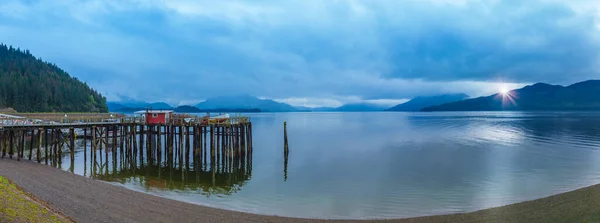 アラスカクルーズ ホノアの風景アラスカ湖 息をのむような自然景観のパノラマ — ストック写真