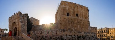 Kudüs, İsrail, Jaffa Kapısı yakınlarındaki Eski Şehir 'de Davud' un tarihi Migdal Kulesi.