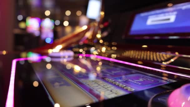 Osoba Hazardní Hry Kasino Blackjack Hrací Automaty Výletní Dovolenou — Stock video