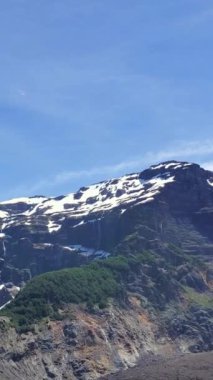 Arjantin, Patagonya, Tronador 'un Nahuel Huapi Milli Parkı' ndaki manzarası.