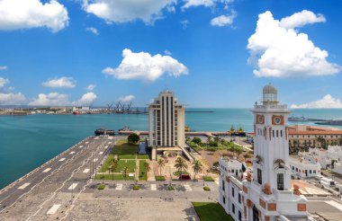 Meksika, Veracruz Malecon ve şehir limanının panoramik manzarası