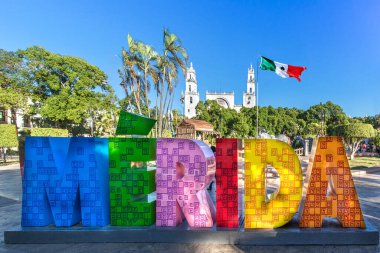 Meksika, Merida Katedrali, Latin Amerika 'nın en eski katedrali..