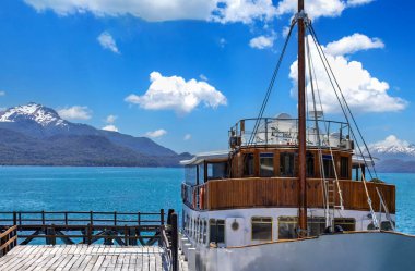Arjantin, Patagonya, Bariloche Adası Victoria Adası ve Arrayana Ormanı tekne turu.