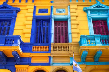 Arjantin, El Caminito 'nun renkli binaları, Buenos Aires' te popüler bir turizm merkezi..